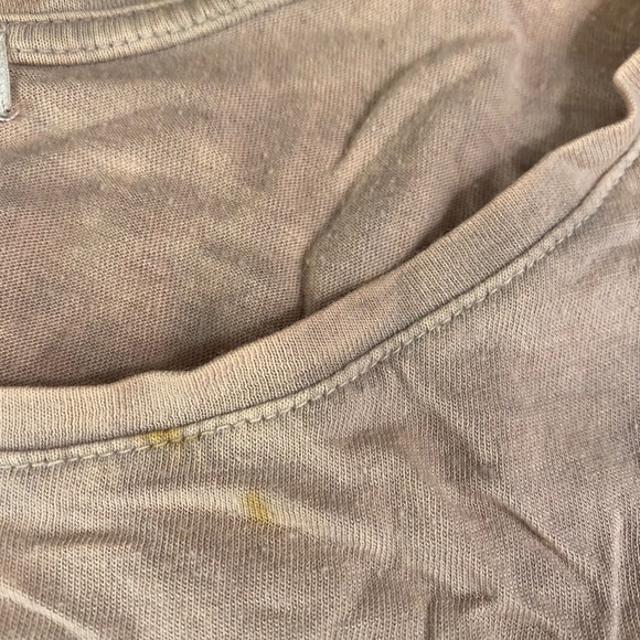 Size large blush pink t shirt - Picture 4 of 4